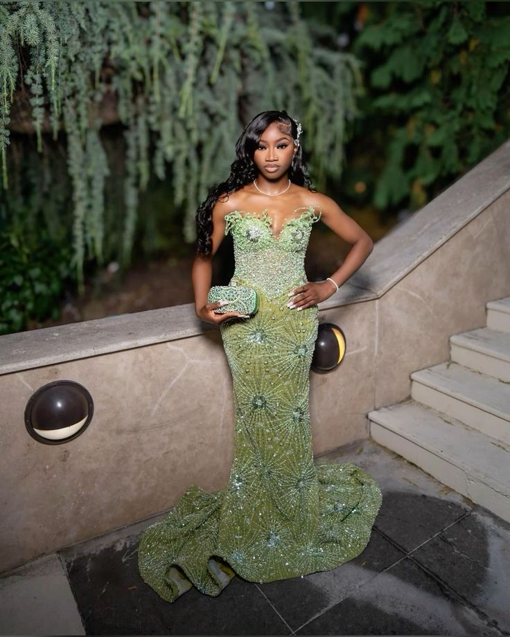 Green Mermaid Long Classy Evening Gown Shinny Classy Prom Dress