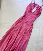 Green Mermaid V Neck Appliques Satin Open Back Long Classy Prom Dress Outfits