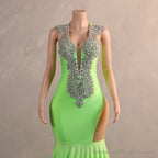 Green Mermaid V-NECK Prom Dresses Sequined Open Back Sleeveless Lace Crystal Formal Evening Party Gowns