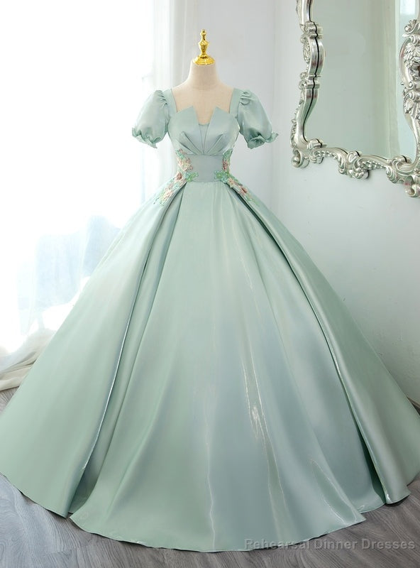 Green Satin Short Sleeve Square Neck Appliques Quinceanera Dress Main image