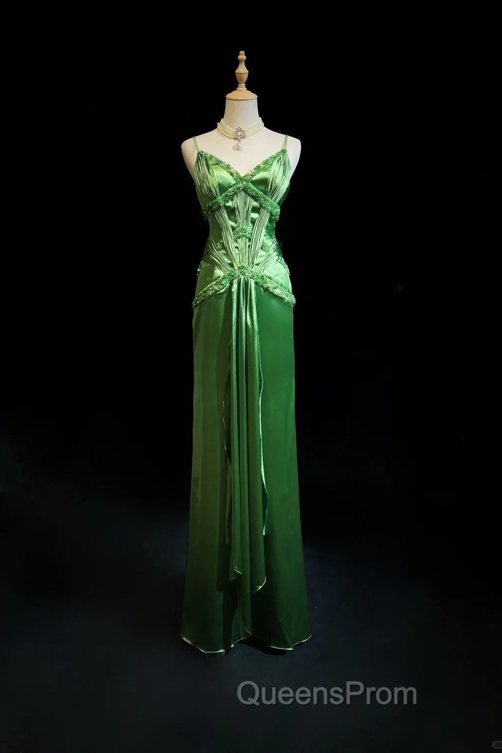 Green Spaghetti Strap Sheath Satin Beaded Evening Prom Dress Evening Gown