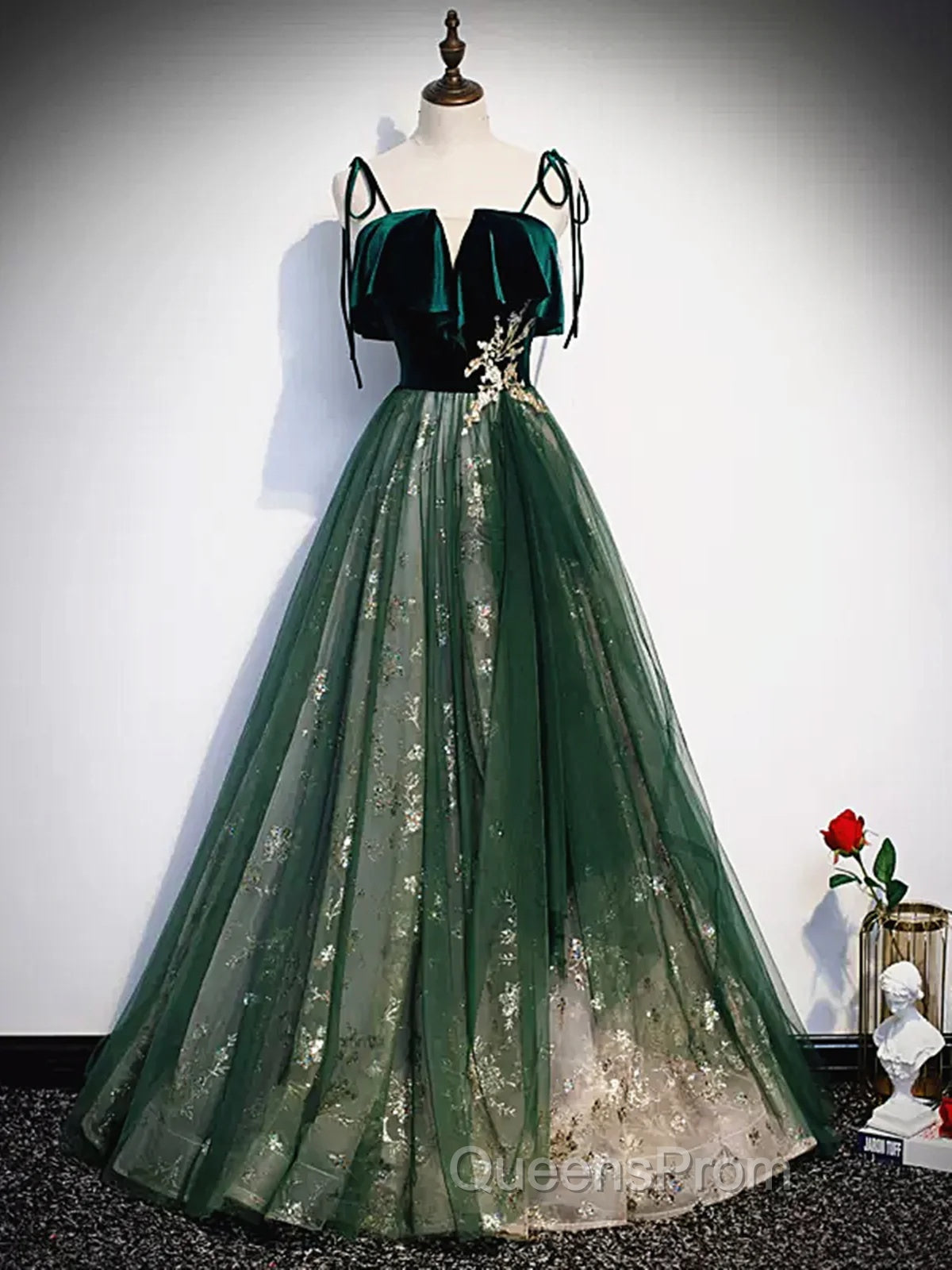 Green Straps Velvet Long Lace Evening Prom Dress