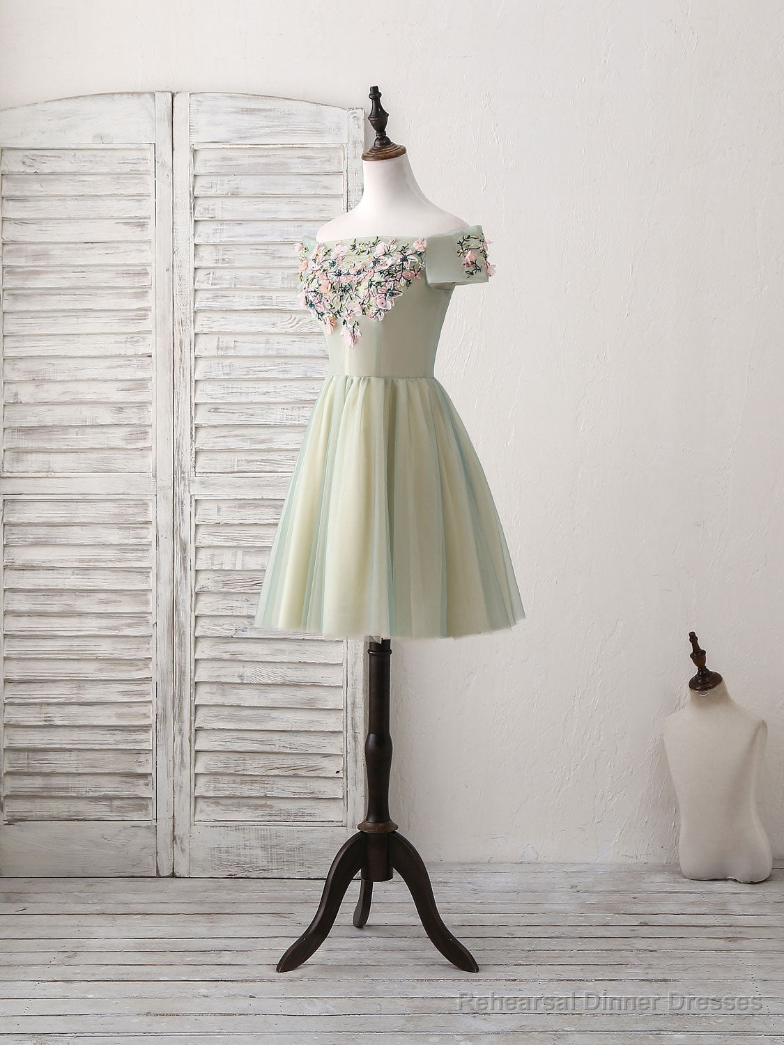 Green Tulle Lace Applique Short Prom Dress, Green Homecoming Dress Main image