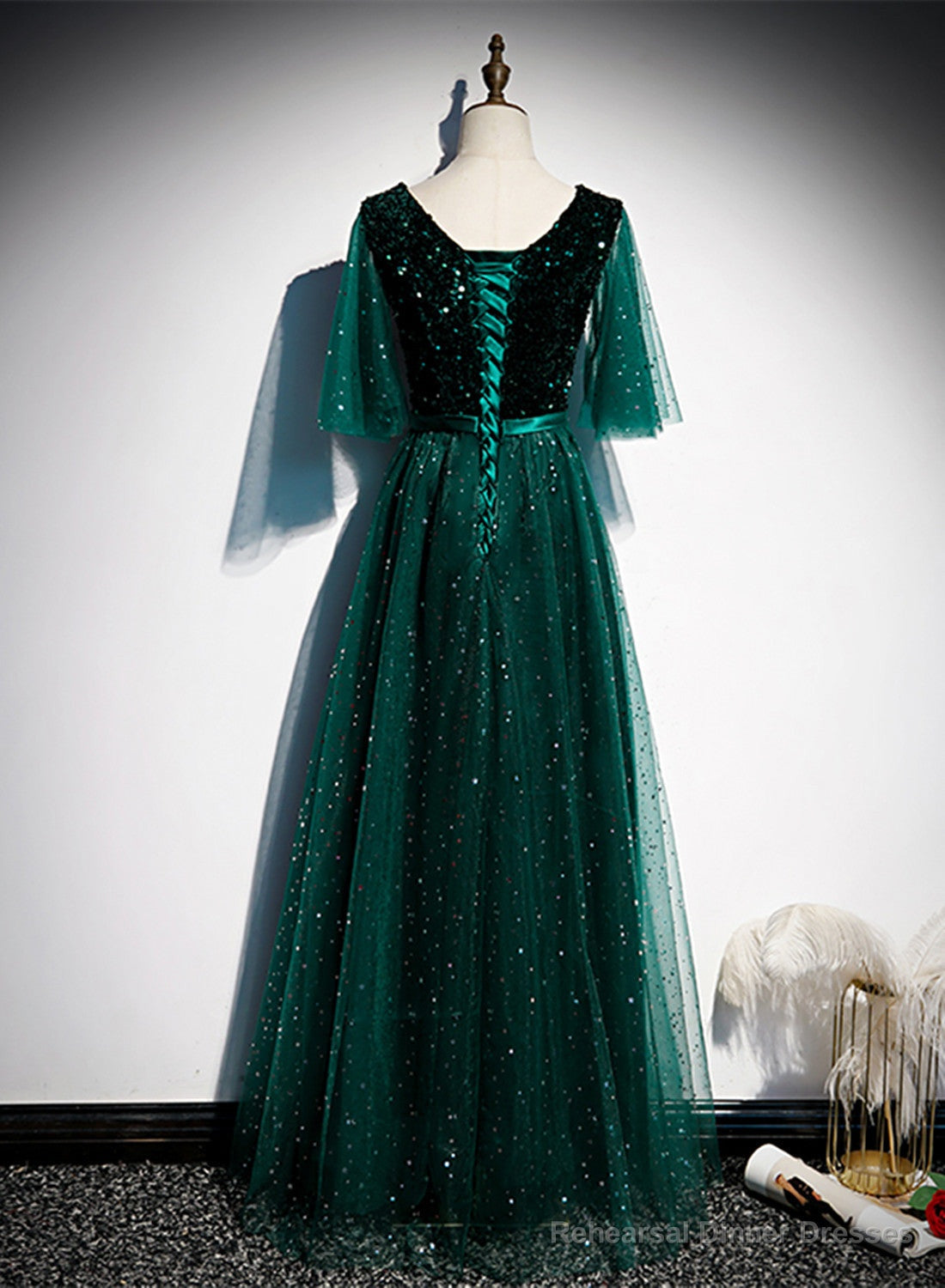 Green V-neckline Shiny Tulle Long Wedding Party Dresses Green Formal Dresses prom dresses shops Secondary image