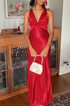 Halter V-Neck Classy Prom Dress Pleated Satin Sleeveless Long Classy Prom Party Dress