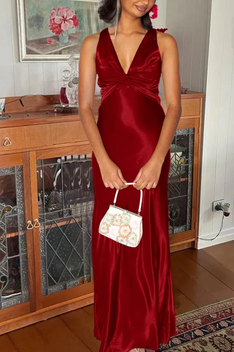 Halter V-Neck Classy Prom Dress Pleated Satin Sleeveless Long Classy Prom Party Dress