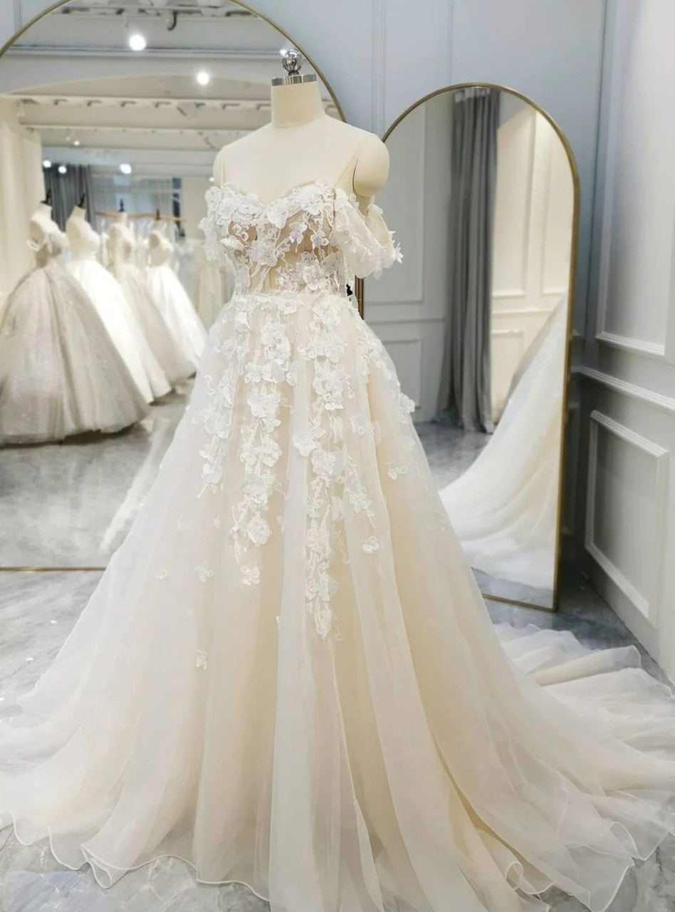 Ivory Tulle Off the Shoulder Appliques Wedding Dress Main image