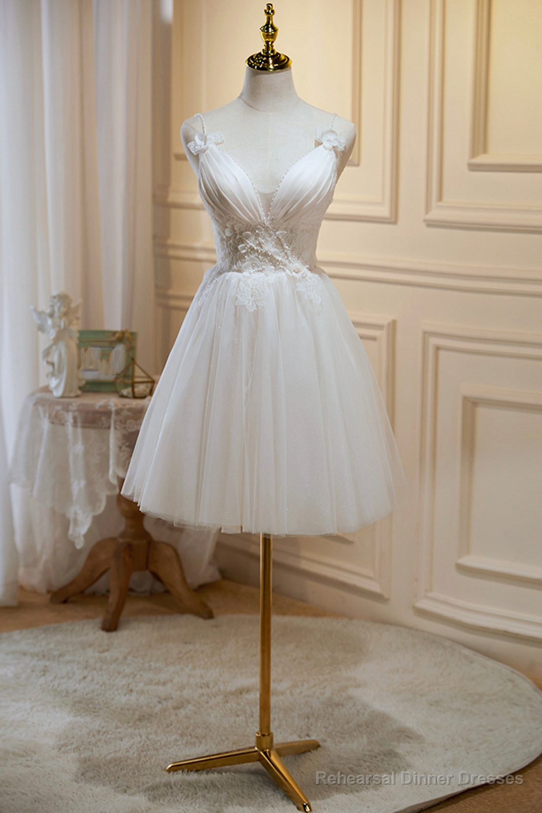 Ivory V Neck Tulle Lace Knee Length Prom Dress, Cute A-Line Homecoming Dress Main image