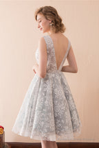 Lace V Neck Grey Short Homecoming Dresses with Ribbon