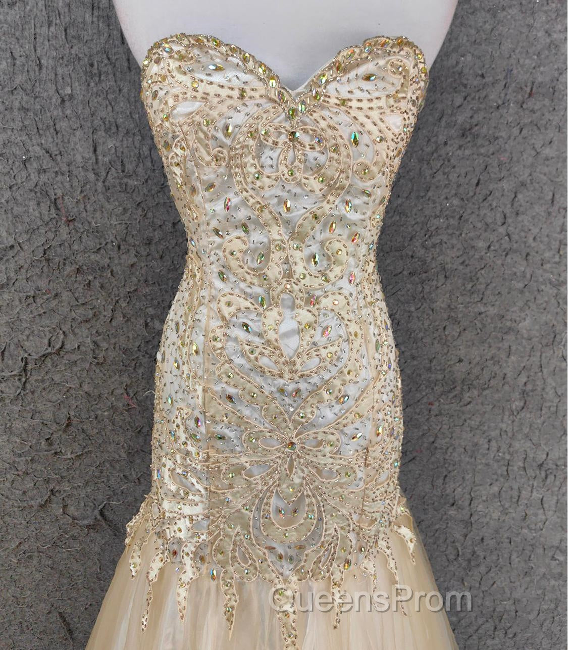 Light Champagne Mermaid Sweetheart Neck Beaded Tulle Long Ball Dress Vintage Evening Dress