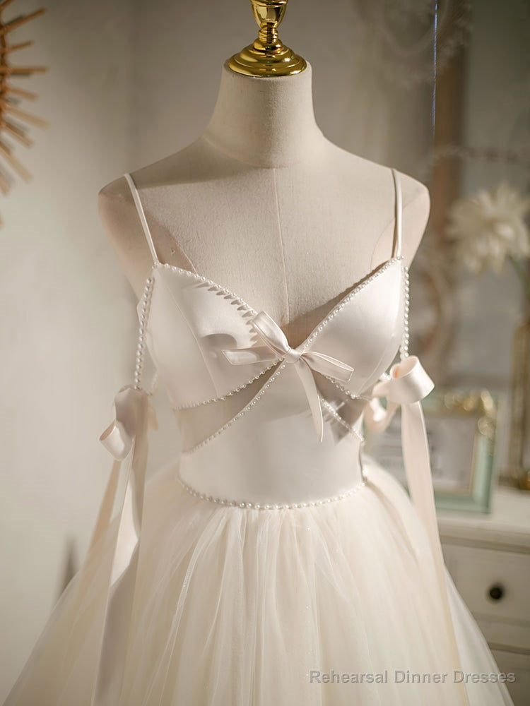 Light Champagne V neck Tulle Short Prom Dress, Tulle Puffy Homecoming Dress