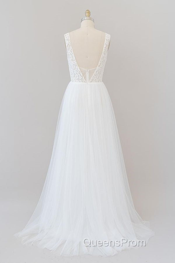 Long A-line Open Back V-neck Lace Tulle Wedding Dress Secondary image