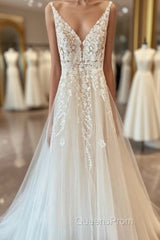 Long A-Line Tulle Appliques Lace Spaghetti Straps V-neck Backless Wedding Dress