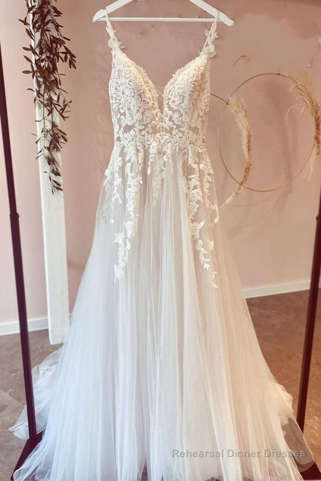 Long A-Line Tulle Sweetheart Appliques Lace Wedding Dress Main image