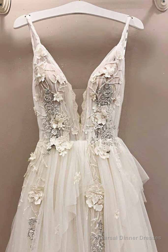 Long A-line Tulle V Neck Lace Applique Wedding Dress Secondary image