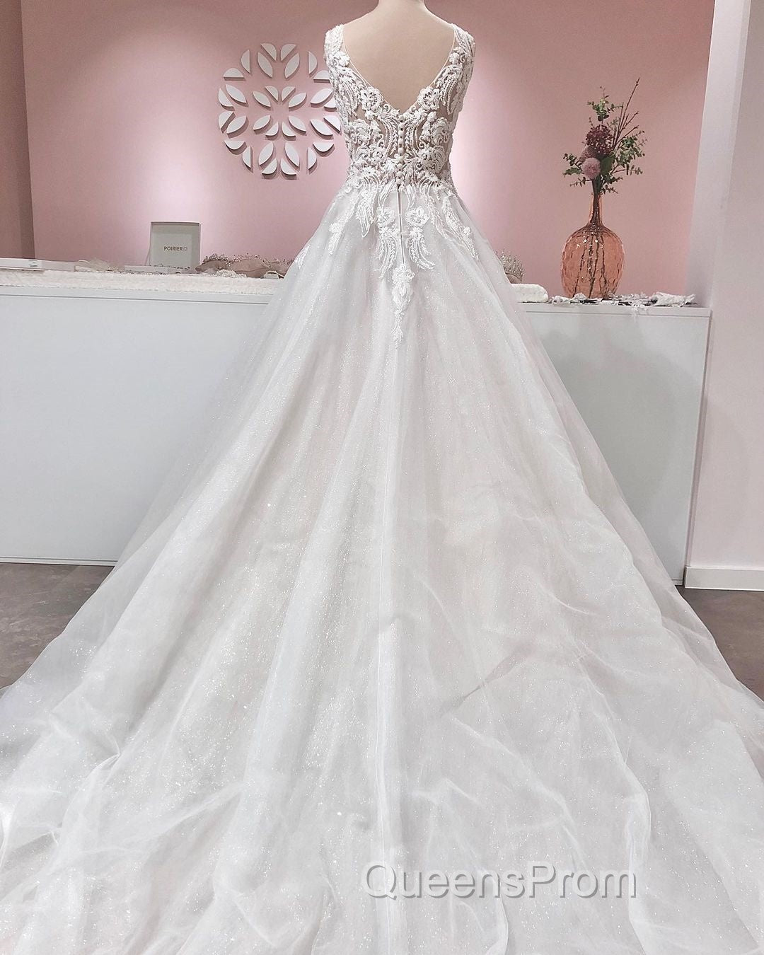 Long A-line V-neck Appliques Lace Backless Tulle Ruffles Wedding Dress Secondary image