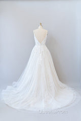 Long A-line V-neck Open Back Appliques Lace Tulle Wedding Dress