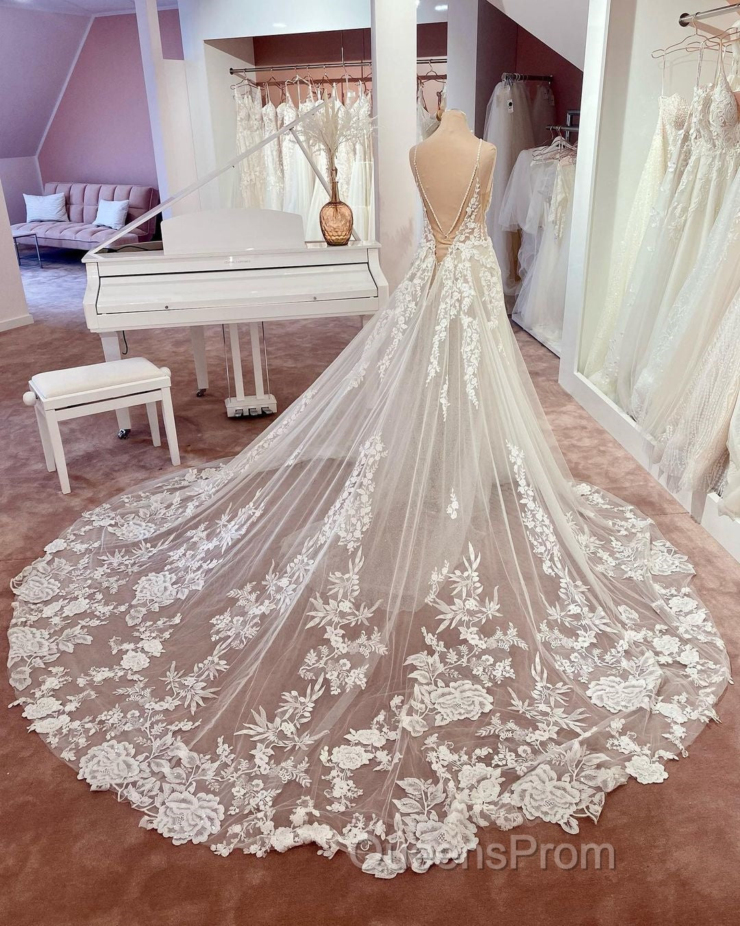 Long A-line V-neck Sleeveless Floral Lace Tulle Boho Wedding Dress