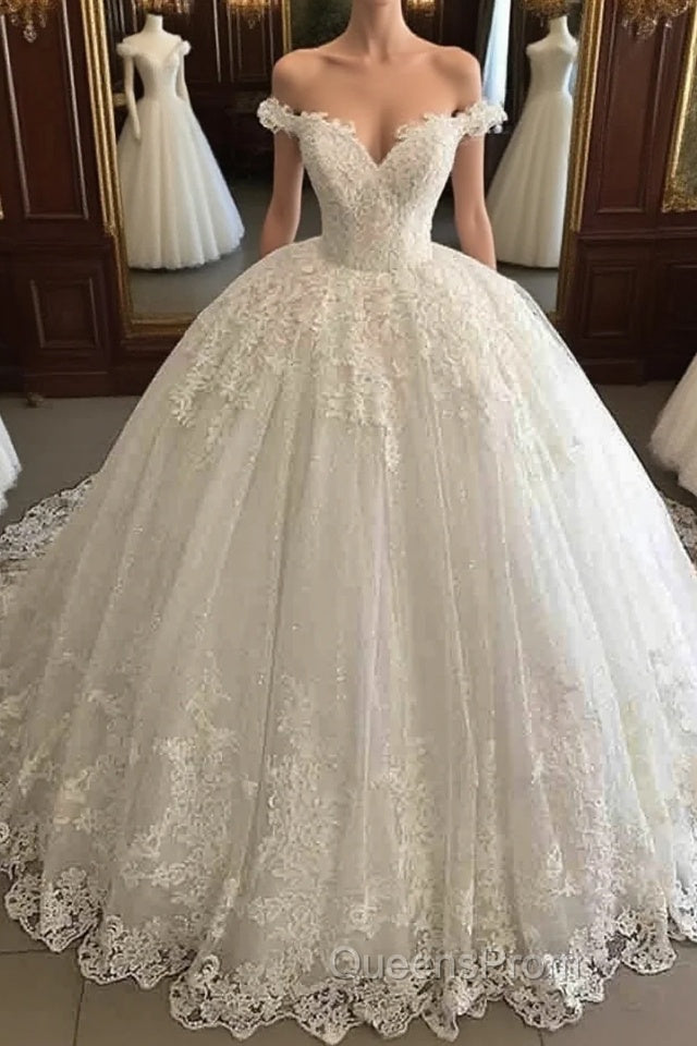 Long Ball Gown V-Neck Lace Tulle Wedding Dress Main image