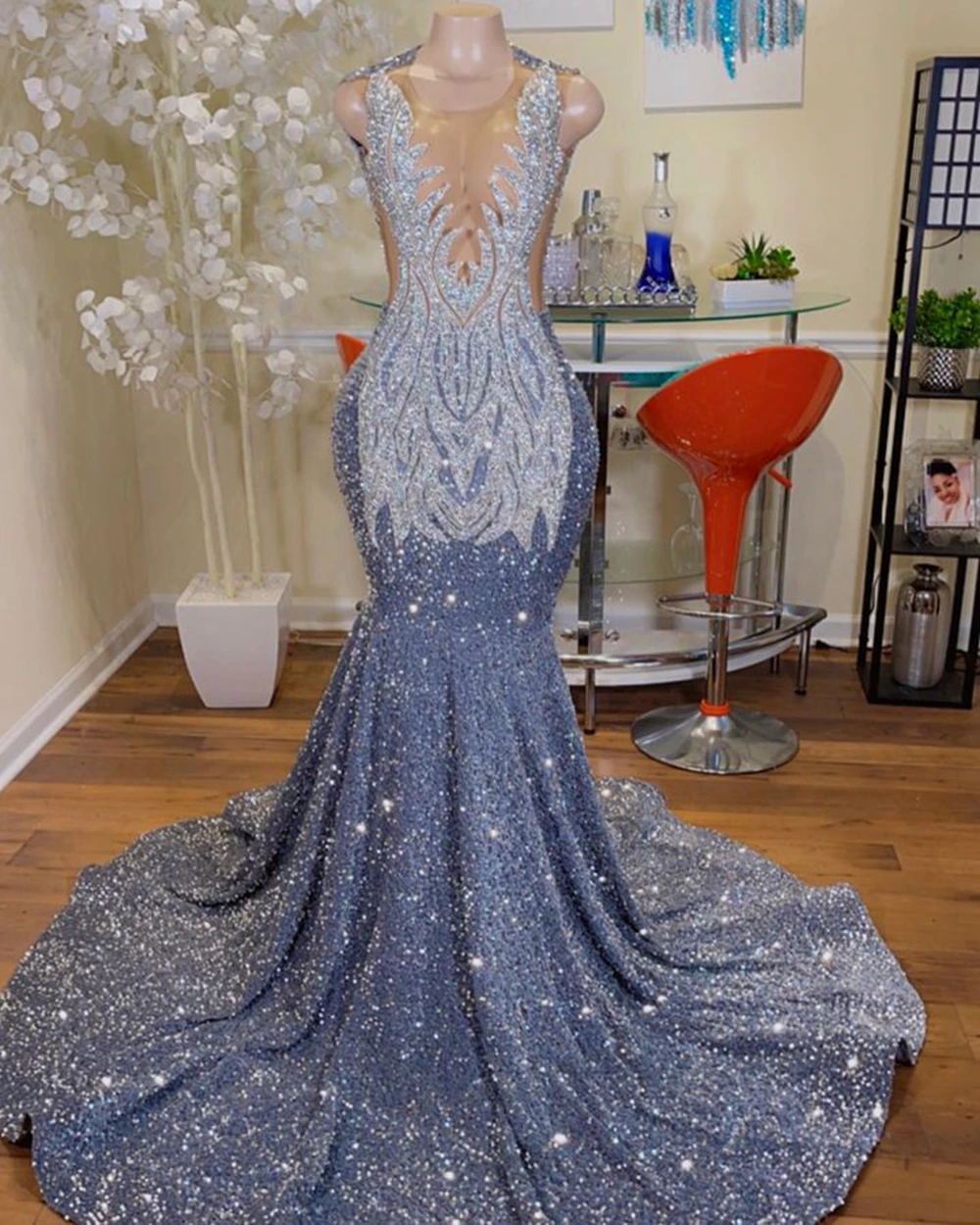 Long Mermaid Classy Prom Dress Sparkly Diamond Sheer Scoop Neckline Silver Sequined Black Girl Classy Prom Classy Gowns Secondary image