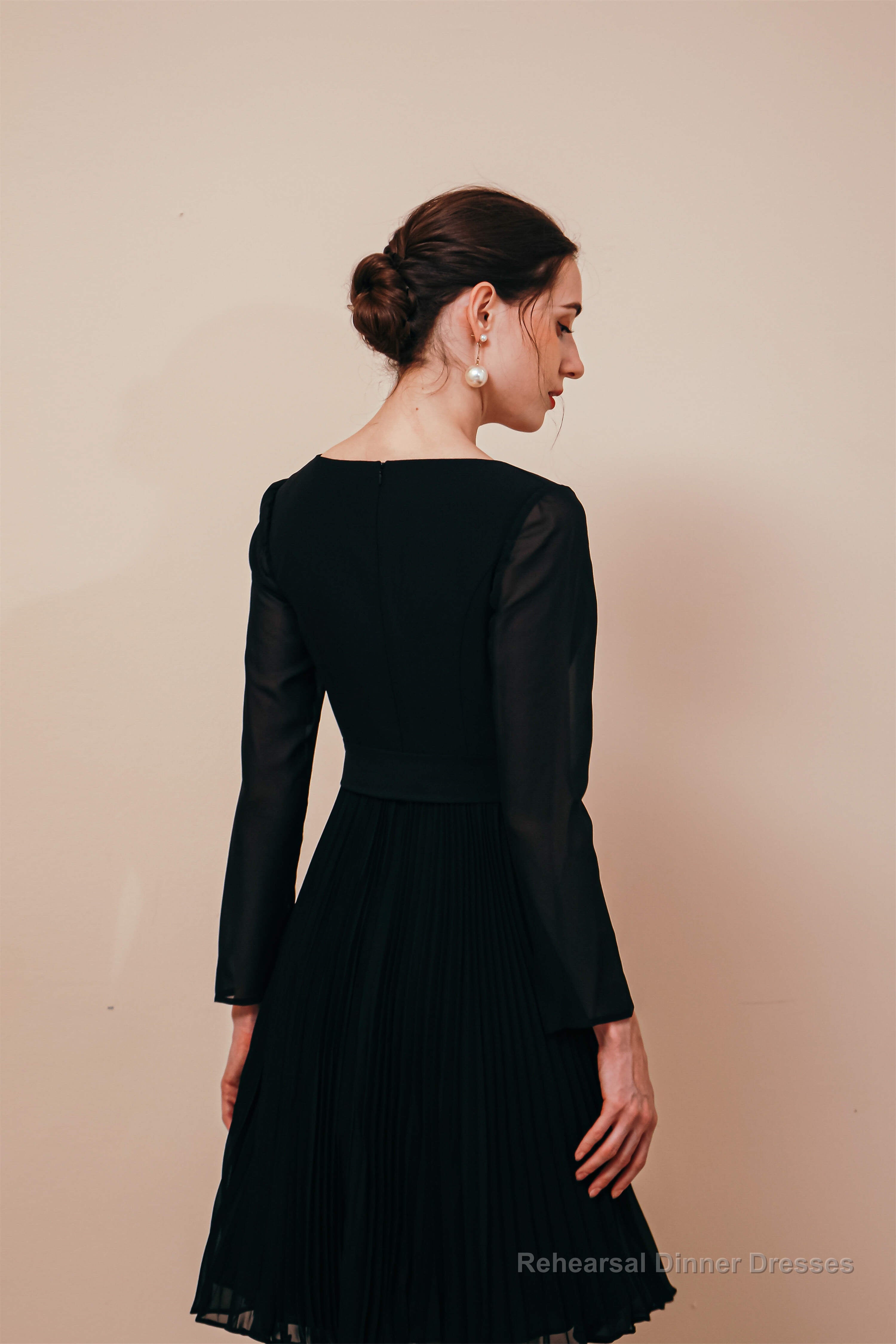 Long Sleeves Ruffles with Belt Knee Length Chiffon Prom Dresses