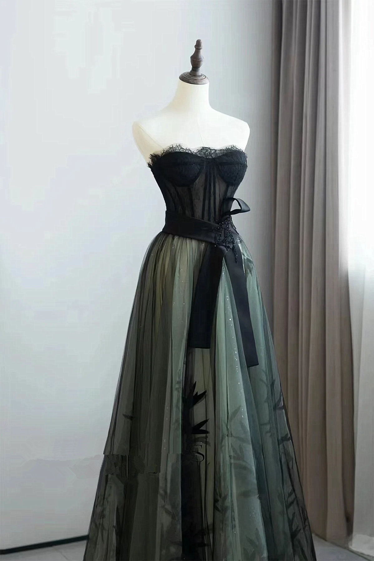 Lovely Green And Black Sweetheart Long Classy Evening Dress, A-Line Classy Prom Dress Party Dress Secondary image