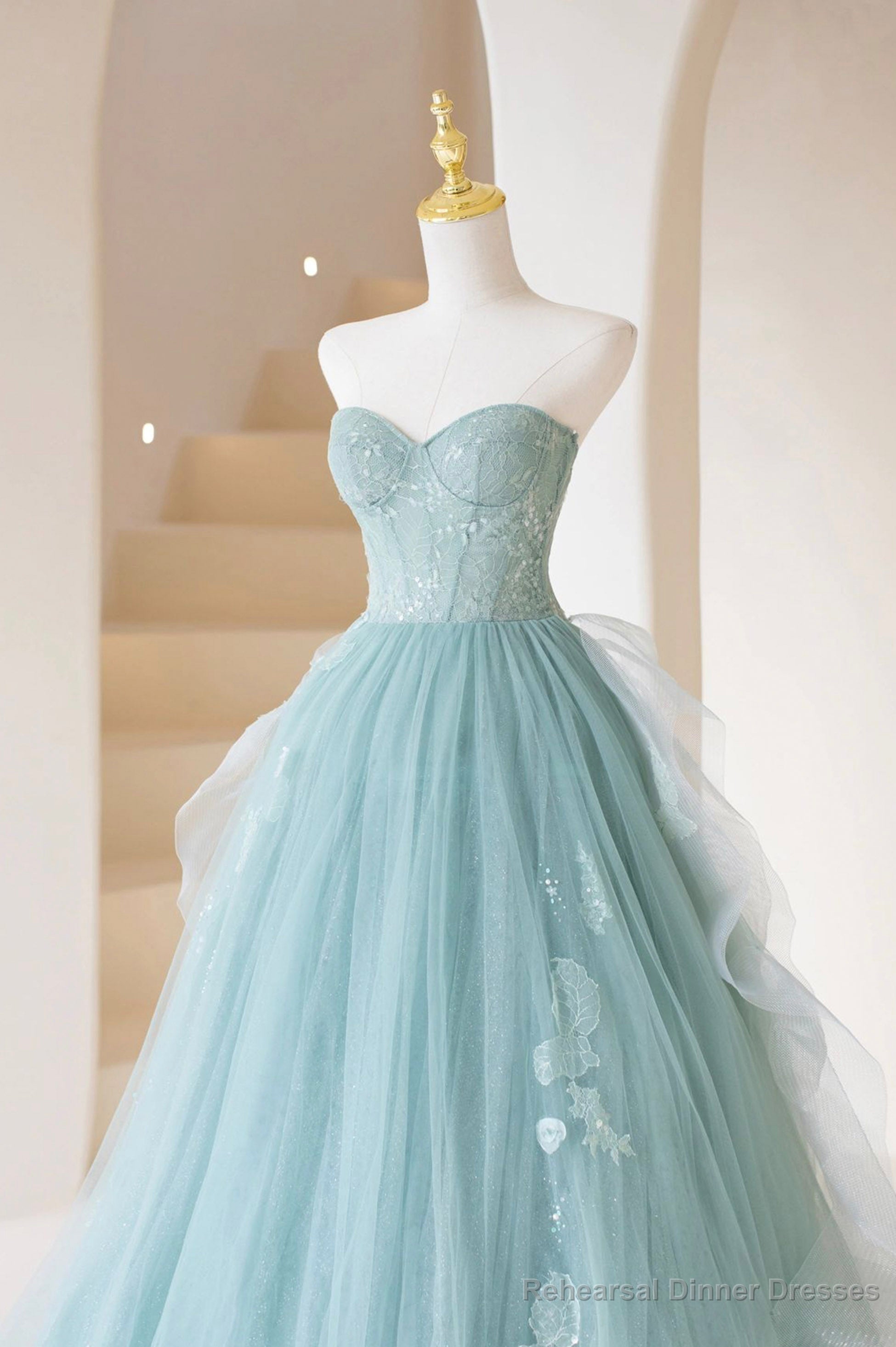 Lovely Sweetheart Neckline Tulle Long Prom Dress with Lace, Strapless Evening Dress Main image