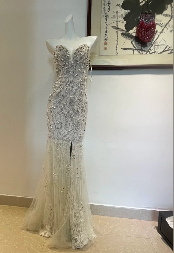 Luxurious And Elegant Sweetheart Neckline Pearl Rhinestone Lace Mermaid Long Classy Prom Dress Main image