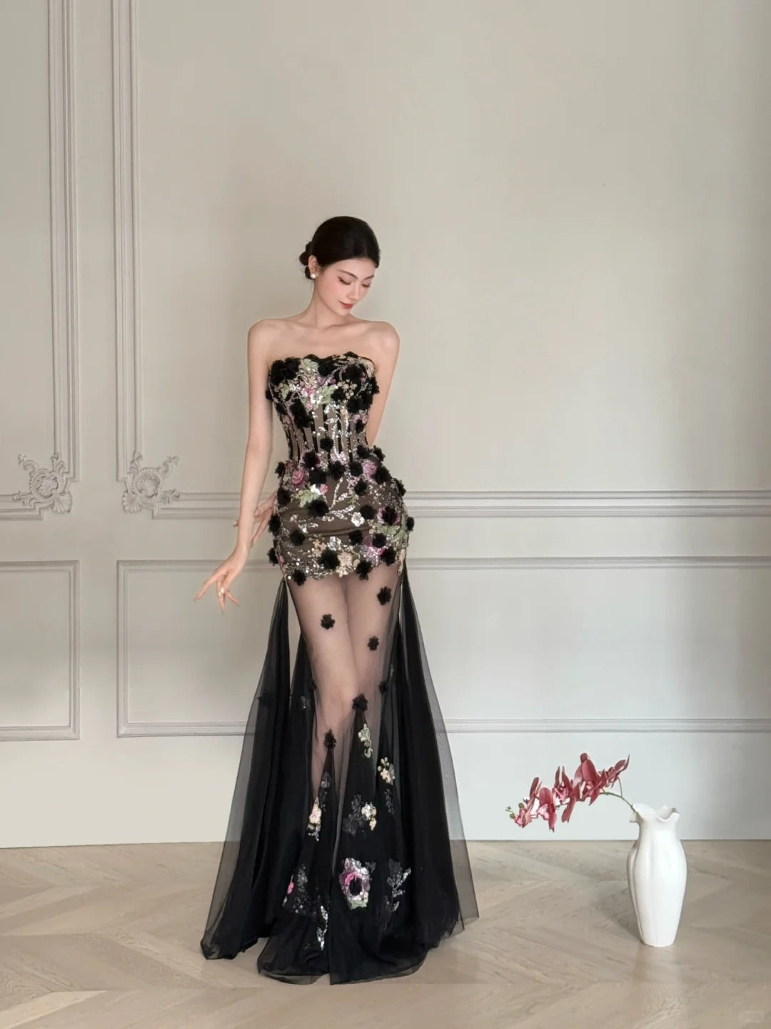Luxurious Black A-Line 3D Floral Sequin Strapless Tulle Long Classy Prom Dress Secondary image