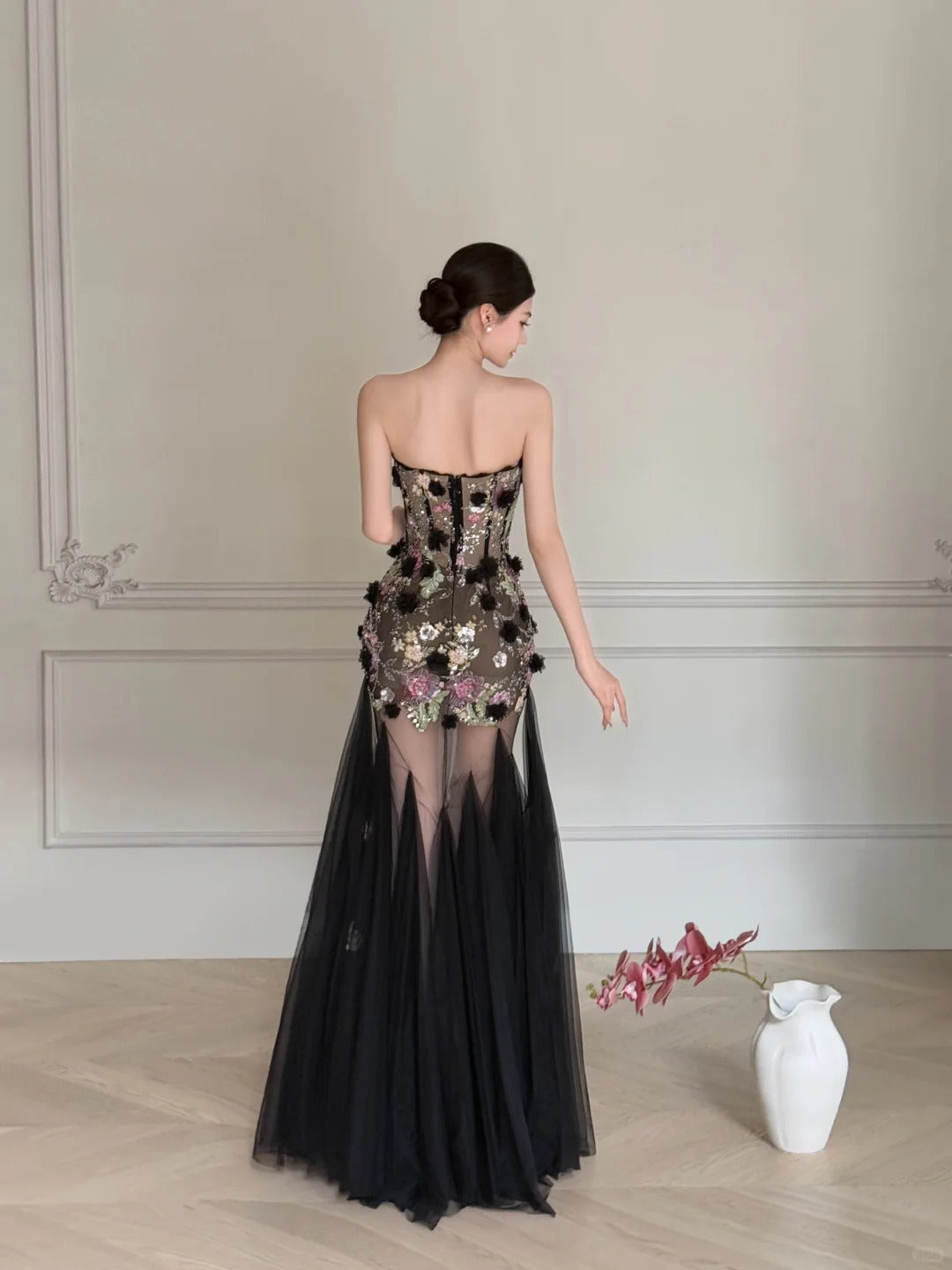 Luxurious Black A-Line 3D Floral Sequin Strapless Tulle Long Classy Prom Dress