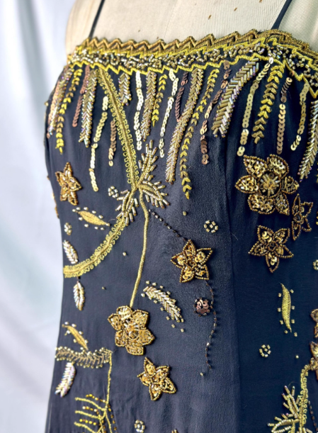 Luxurious Vintage Black Thin Strap Gold Beaded Embroidery Chiffon Long Classy Prom Dress