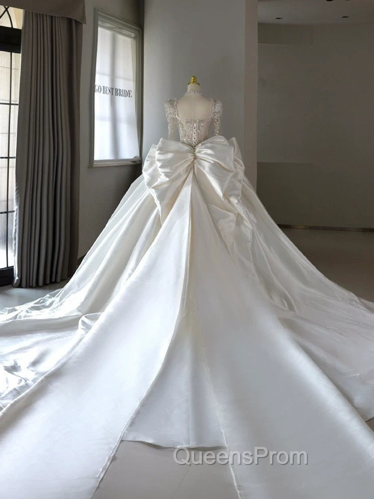 Luxury Ball Gown Sweetheart Neckline Long Sleeves Sequin White Wedding Dress Brides Dress