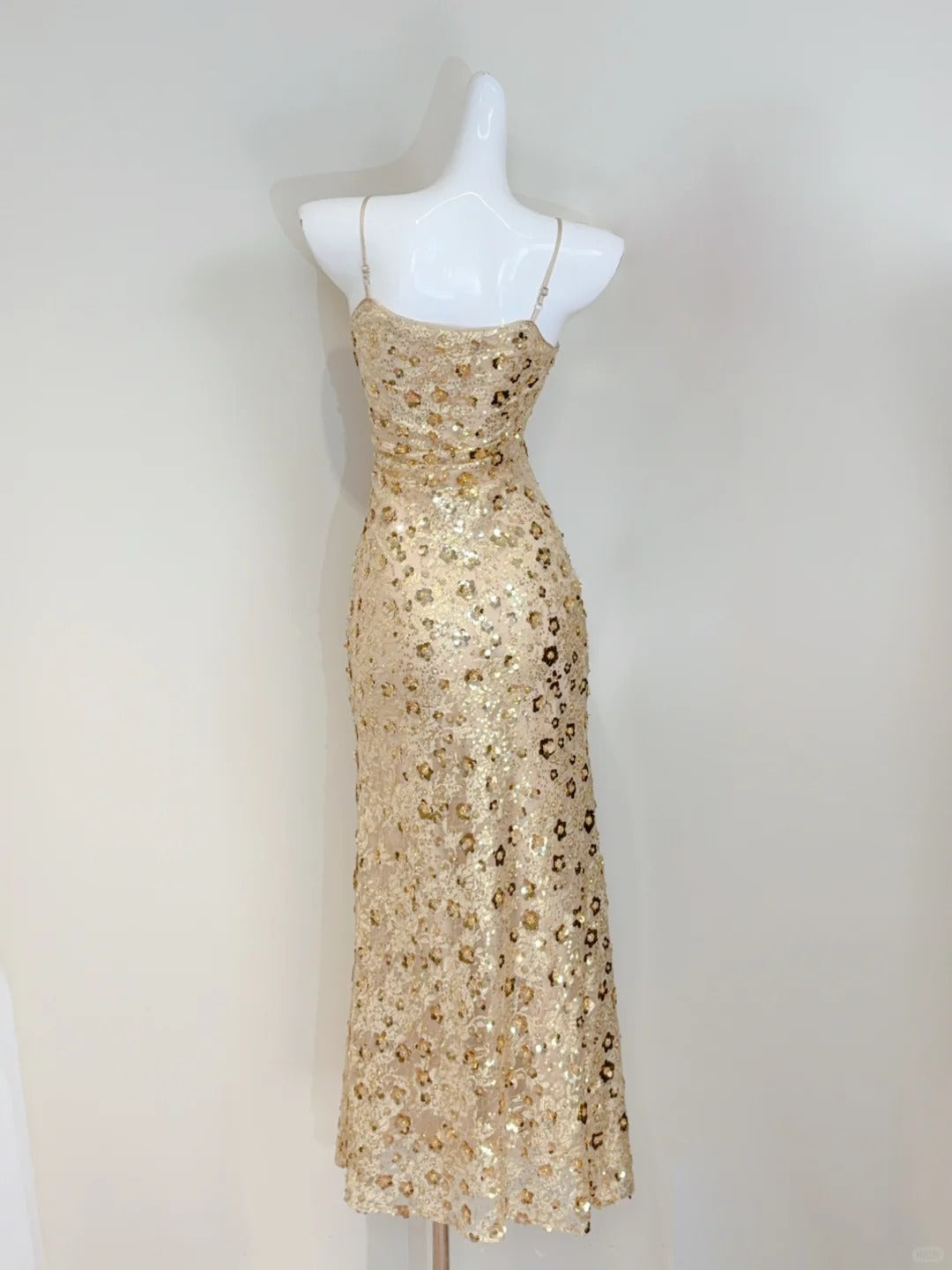 Luxury Gold Mermaid Strapless V-Neck Sequined Long Classy Prom Dress