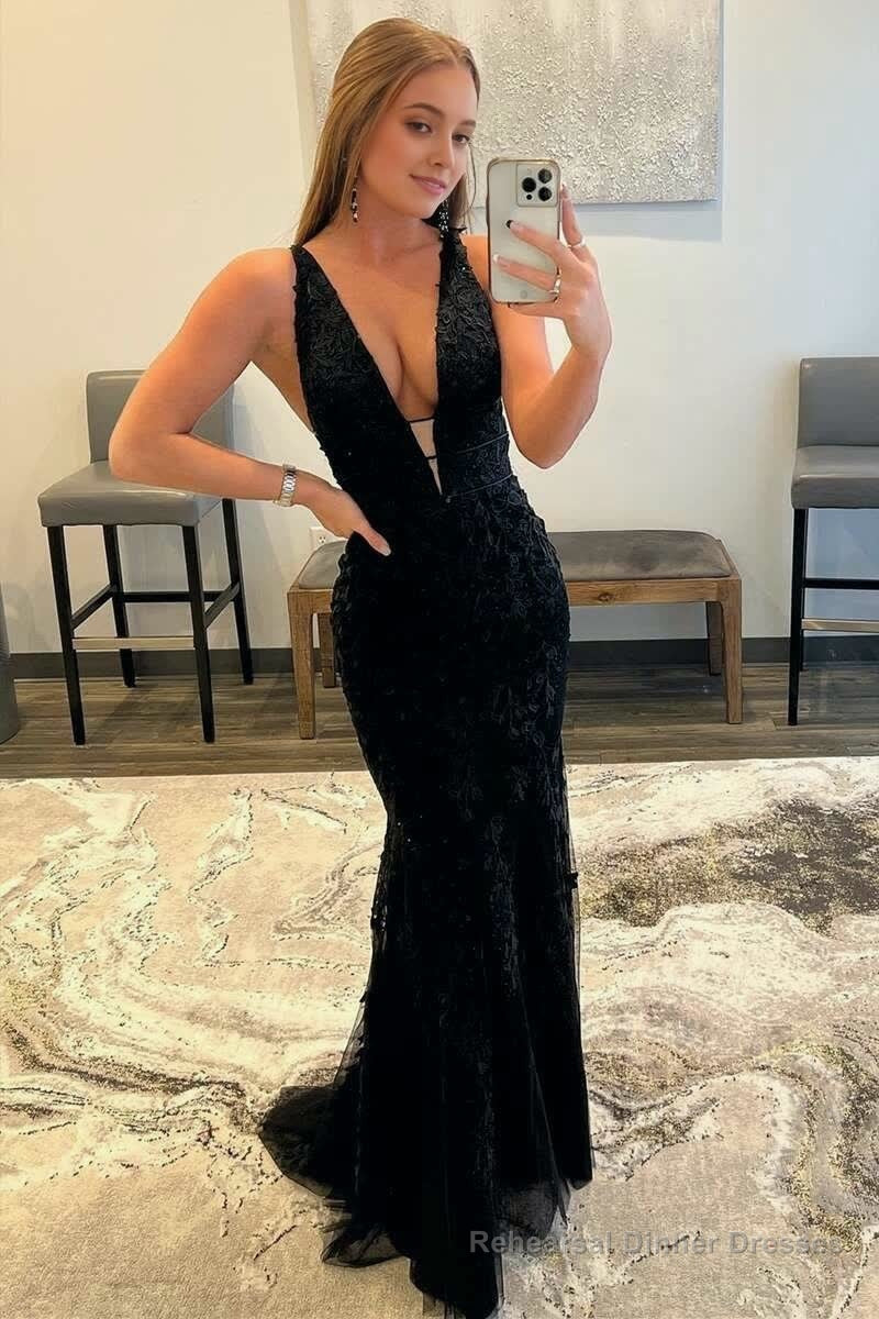 Mermaid Plunge V Neck Lace Prom Dress Main image
