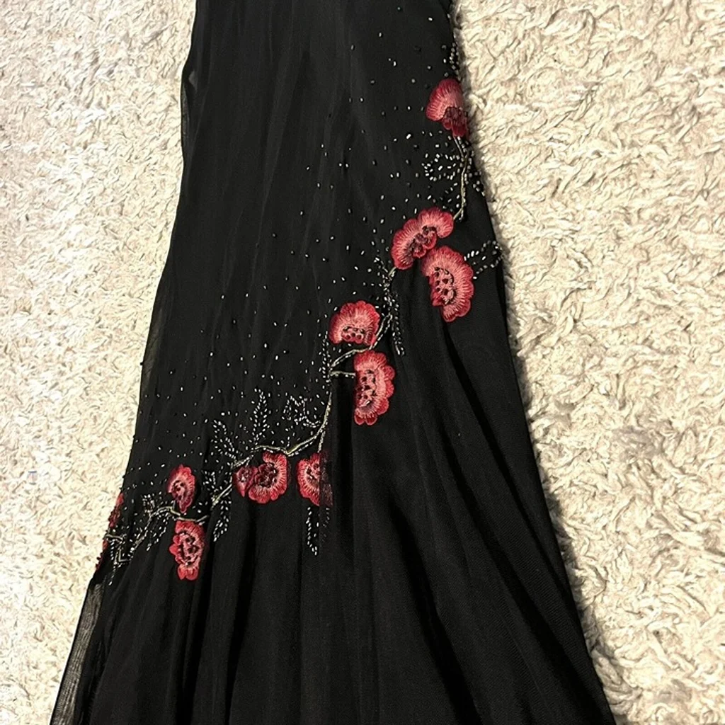 Modest Black Long Classy Prom Dress With Flowers 22Th Birthday Outfits