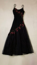 Modest Black Long Classy Prom Dress With Flowers 22Th Birthday Outfits
