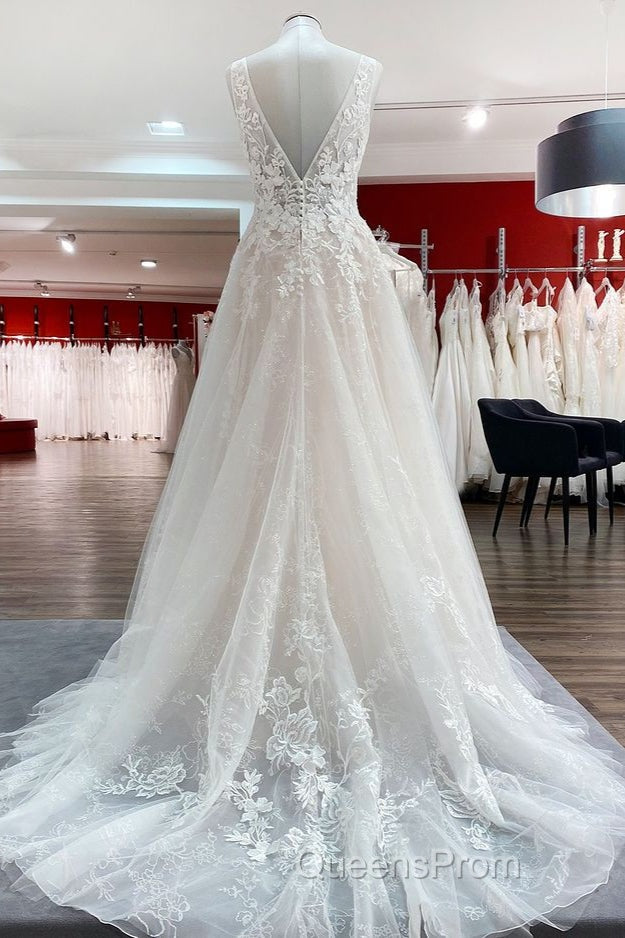 Modest Long A-line V-neck Open Back Tulle Wedding Dress with Appliques Lace Secondary image