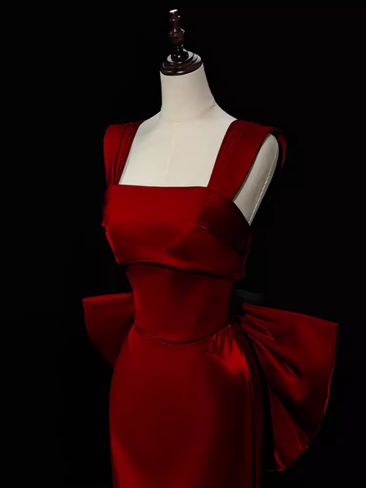 Modest Mermaid Straps Long Sleeveless Red Classy Prom Dress