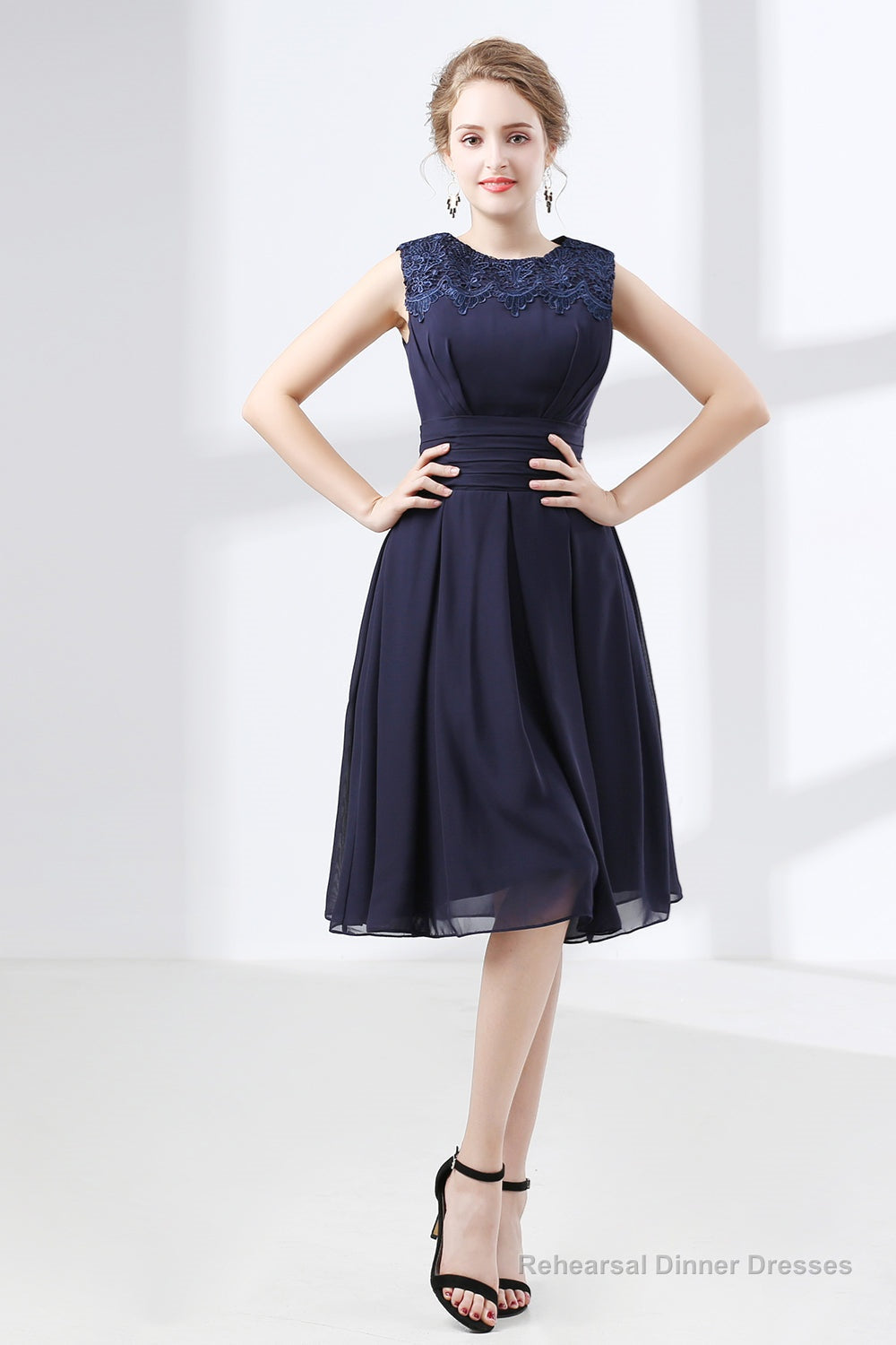 Lace Beaded Sleeveless A Line Chiffon Bridesmaid Dresses Secondary image