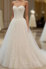 Noble Strapless Lace Decal Sheer Off Shoulder And Floor Length Floor Mopping Wedding Dress