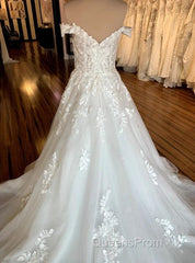 Off The Shoulder Tulle/Lace Wedding Dress