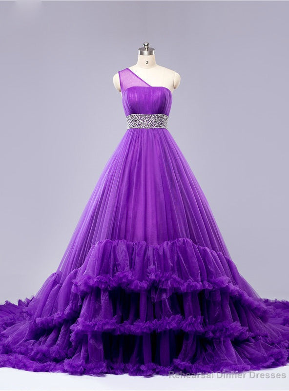 One Shoulder Cloud Ball Gown Tulle Ruffles Wedding Dresses Main image