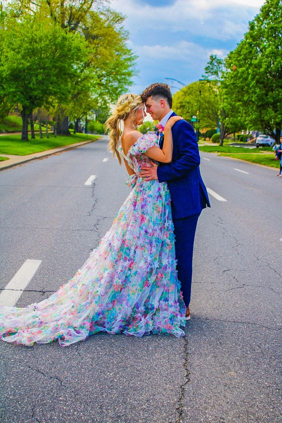 Elegant Off The Shoulder Flowers Long Classy Prom Dress Tulle Classy Evening Dress