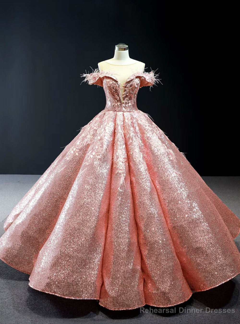 Pink Ball Gown Sequins Appliques See Through V-neck Quinceanera Dress Main image