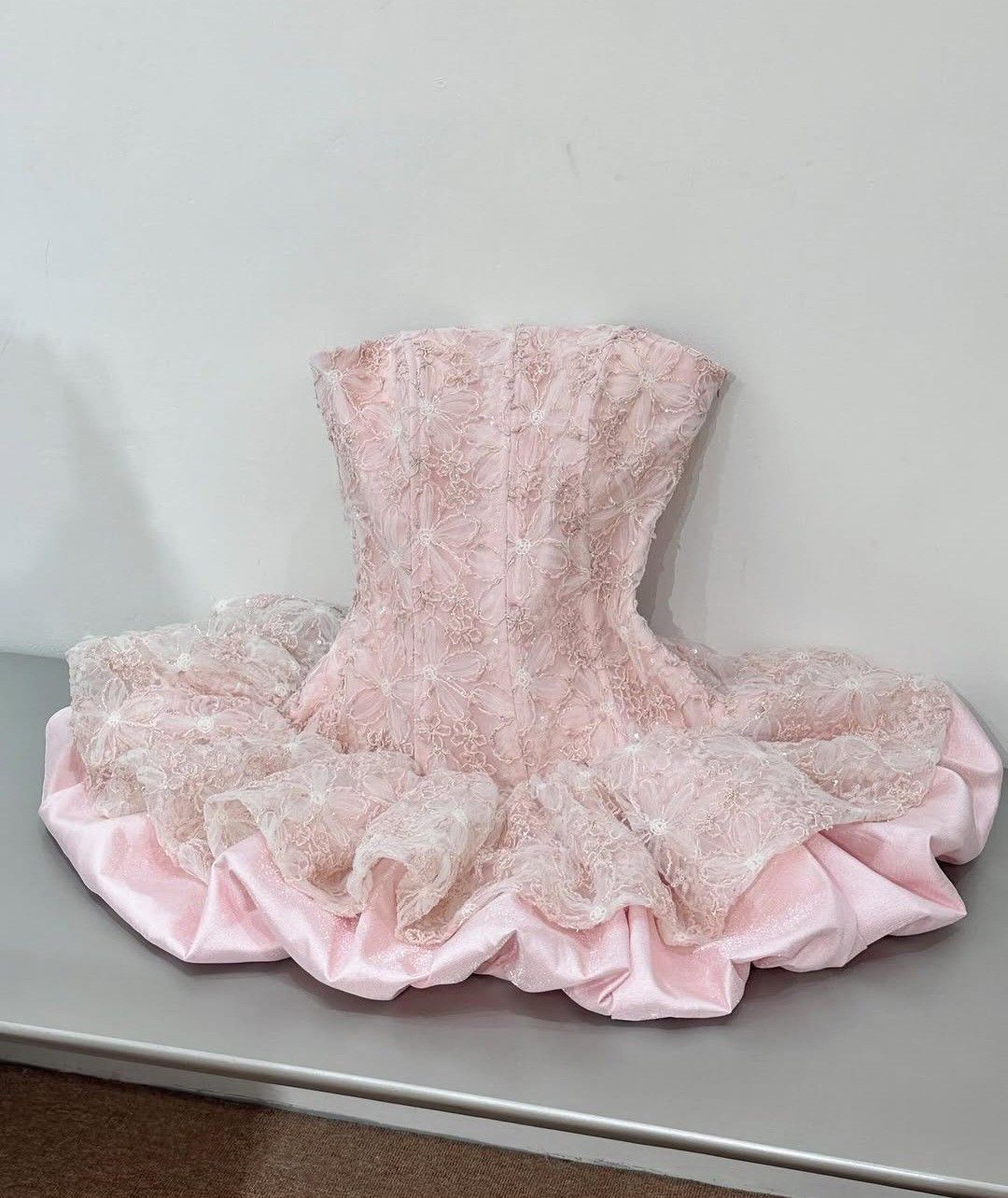 Pink Ball Gown Strapless Satin Lace Short Homecoming Dress 17Th Birthday Outfits Secondary image