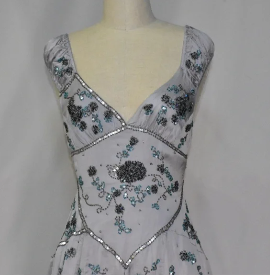 Pretty A Line V Neck Gray Chiffon Classy 8Th Grade Homecoming Dress Summer Middle School Hoco Dress 18Th Birthday Outfits