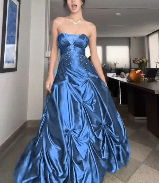 Pretty Forest Green A-Line Long Classy Prom Dress With Silver Beads Sweet Strapless Satin Classy Evening Dress