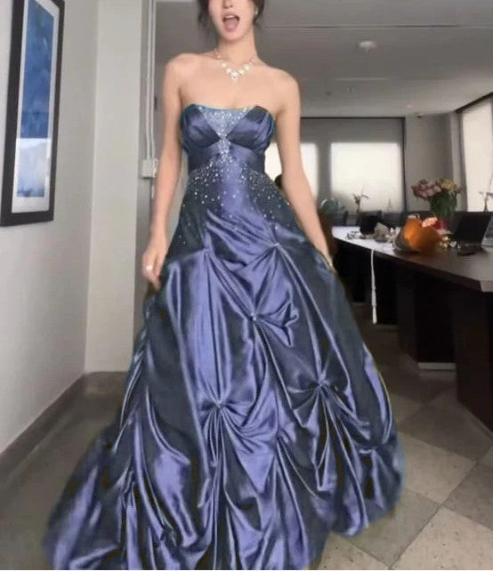 Pretty Forest Green A-Line Long Classy Prom Dress With Silver Beads Sweet Strapless Satin Classy Evening Dress