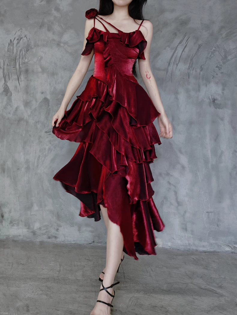 Pretty Irregular Ruffled Spaghetti Straps Burgundy Classy Prom Dress With Detachable Rose Long Birthday Dress For Women