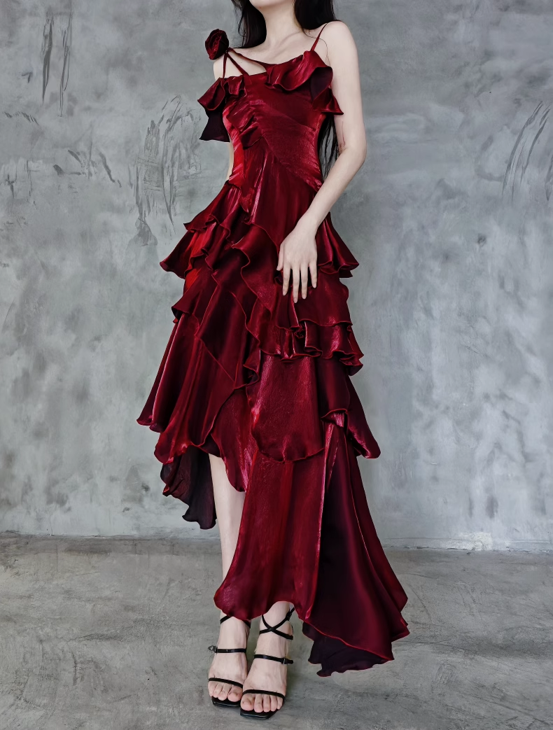 Pretty Irregular Ruffled Spaghetti Straps Burgundy Classy Prom Dress With Detachable Rose Long Birthday Dress For Women